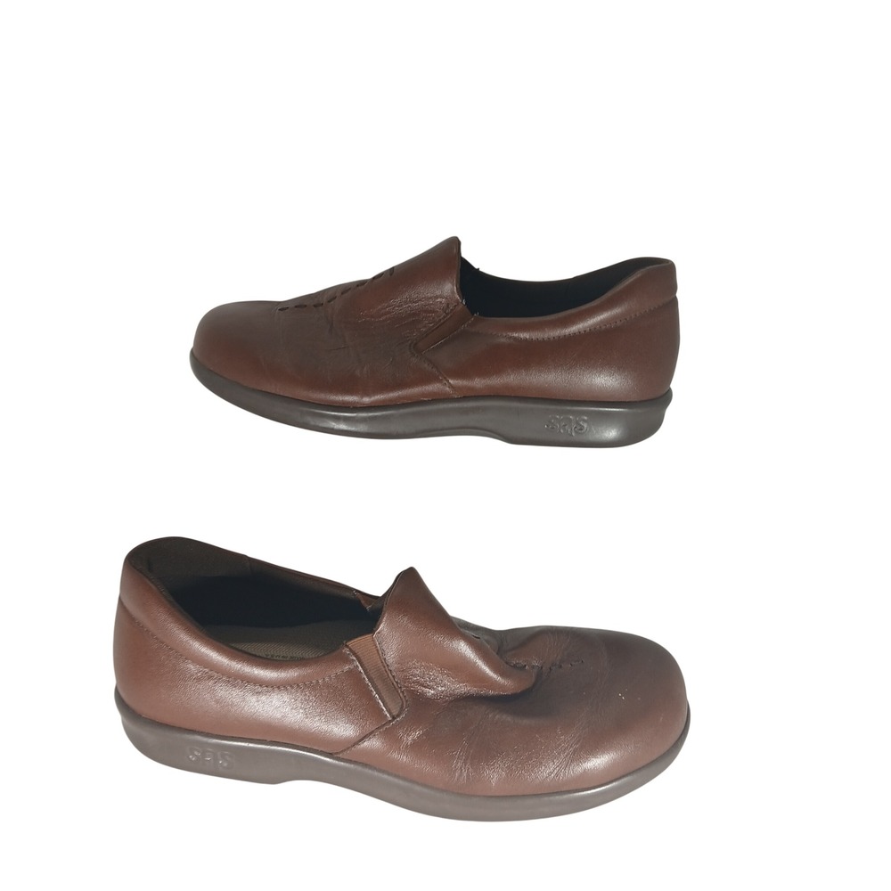 SAS Slip On Loafers 9 M Brown Leather Comfort Walking Shoes J6652300